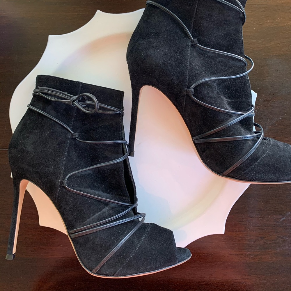 Gianvito Rossi black suede peep toe ankle …